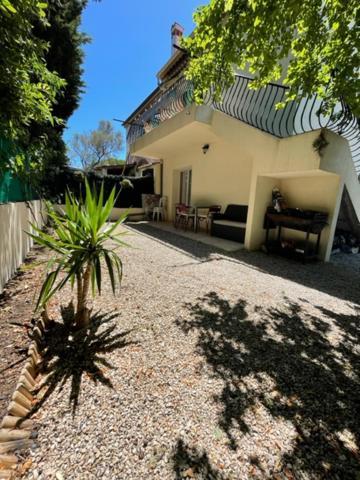 2 Pieces En Rdjardin Avec 2 Grands Terrasses Antibes Exterior foto